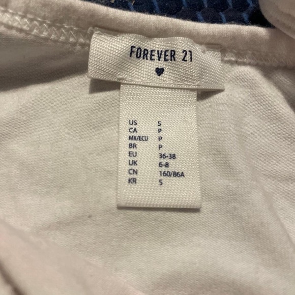 Forever 21 Matching Heart Cropped Tank & Shorts Pajama Set “Leave Me Alone” - Picture 4 of 8